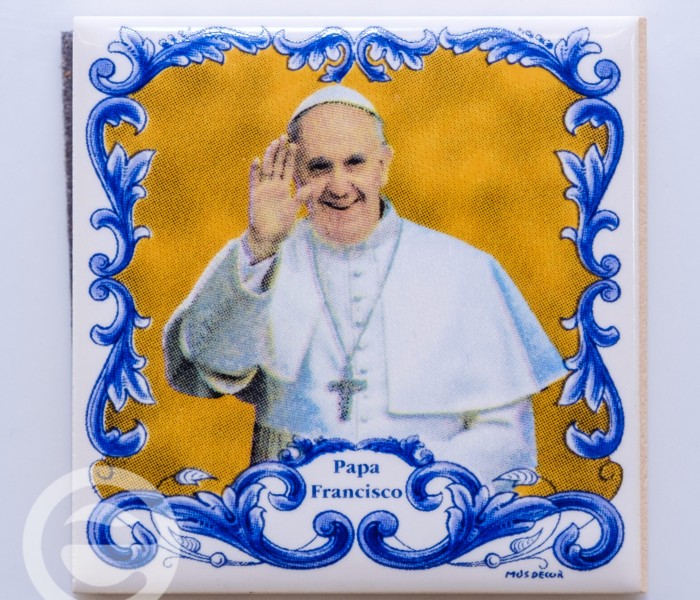 man  Azuleijo Papa Francisco